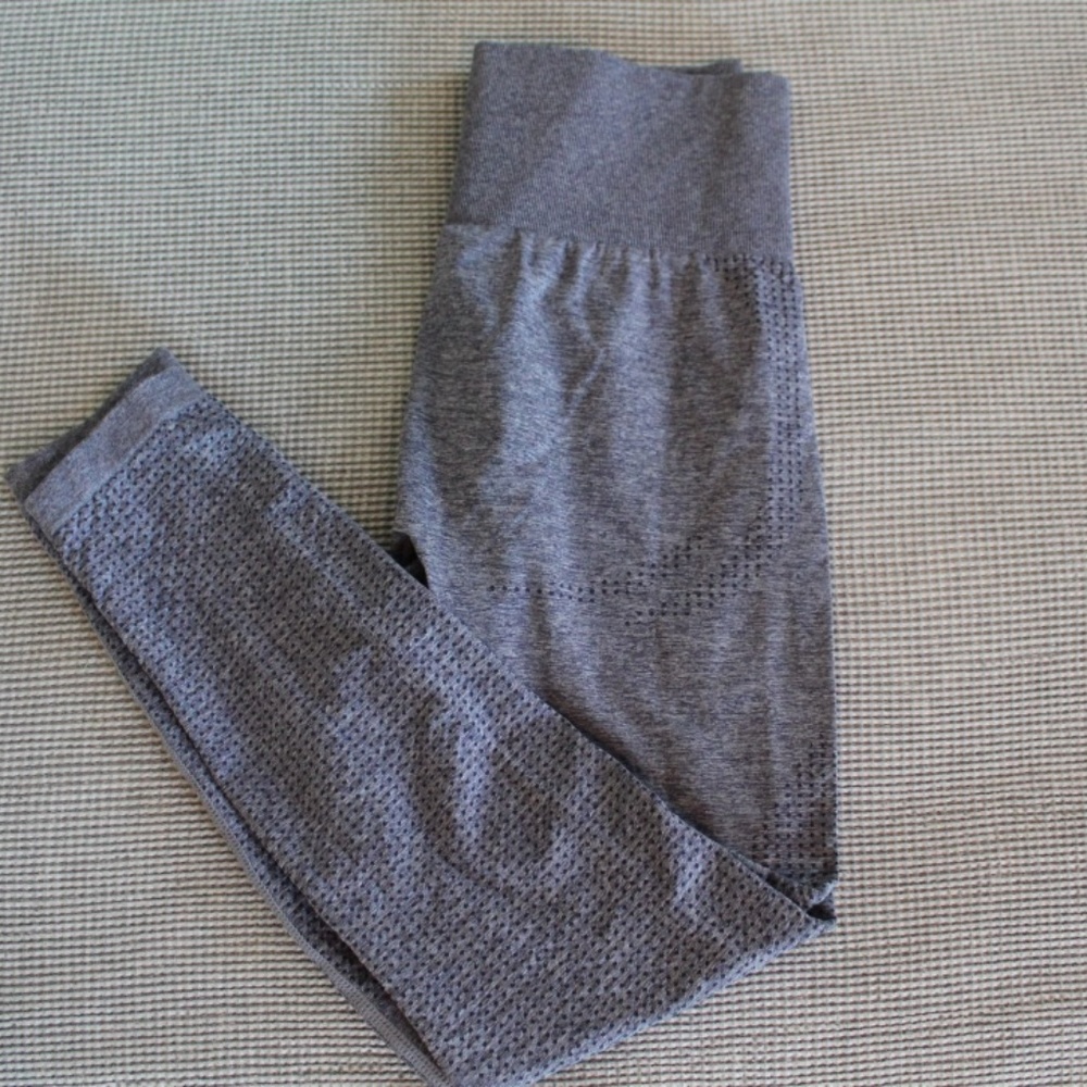 Seamless Leggings, Blue/Grey in color